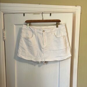 Women's White Skort